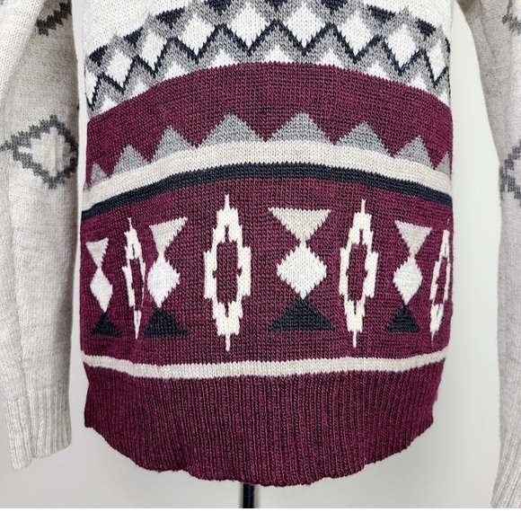 American Eagle Outfitters Aztec Print Wool Blend Crewneck Sweater Medium - Picture 3 of 13